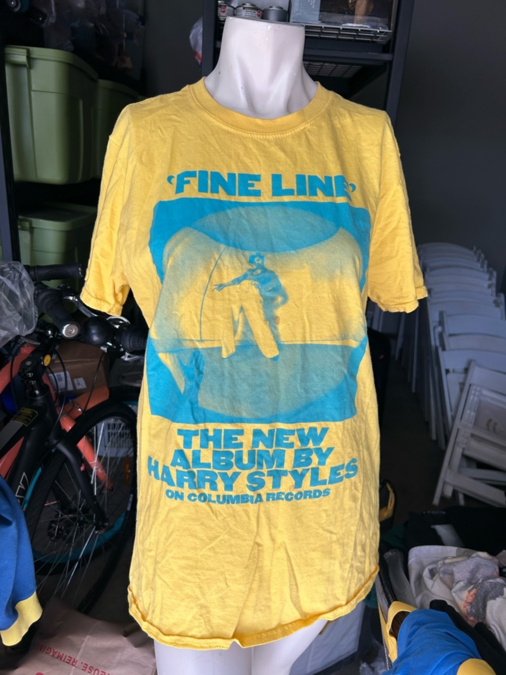Harry styles fine line yellow and blue tshirt as is condition size medium